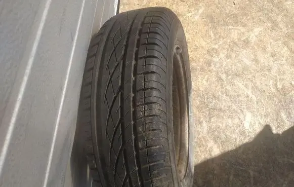 Peugeot 307 R15 spare wheel