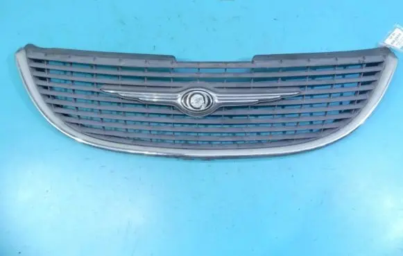 Chrysler Voyager Front bumper upper radiator grill 4857522AA IMPRK1234489