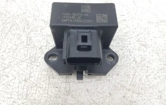 Ford Escape III Fuel pump relay FU5A9D370 FU5A9D370KA 11554363C