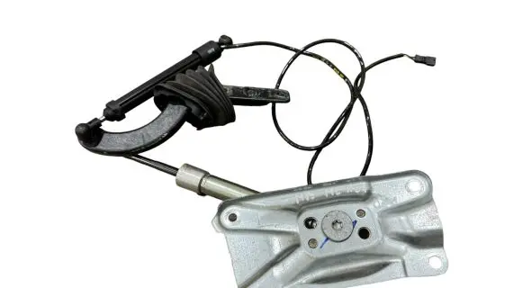 Mercedes-Benz ML W164 Tailgate/trunk/boot hinge A1647400018