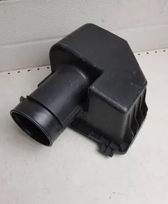 Nissan Qashqai J12 Air filter box 6UB0A