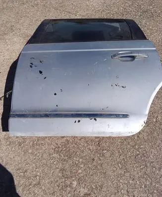 SsangYong Rodius Rear door