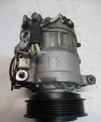 Infiniti Q30 Air conditioning (A/C) compressor (pump) 926005DA1A