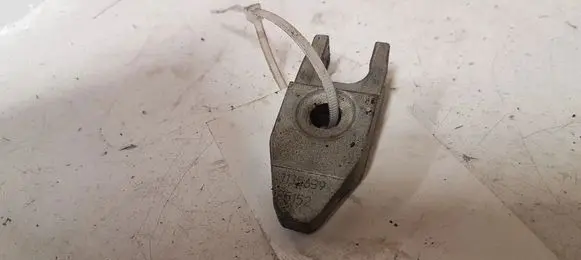 Opel Astra K Fuel Injector clamp holder 85152