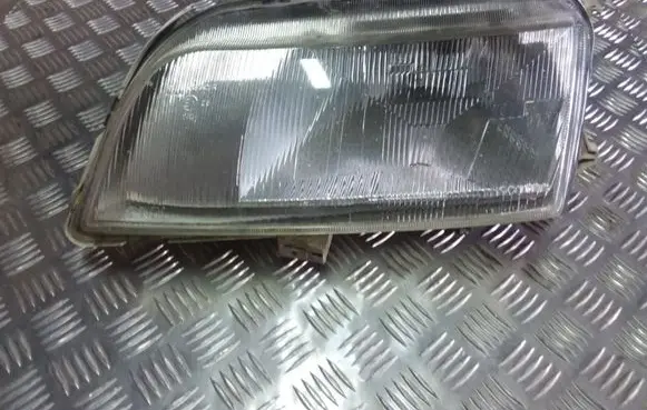 Volkswagen Sharan Headlight/headlamp 1305235254