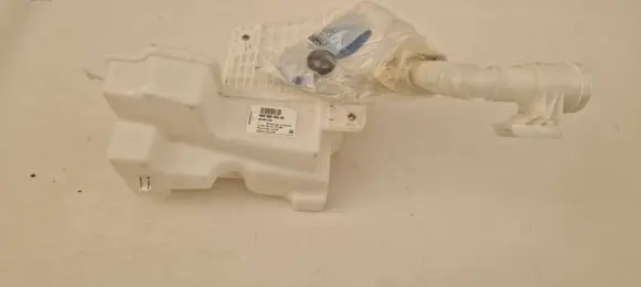 Volkswagen Golf VII Windshield washer fluid reservoir/tank 5G0955453AE