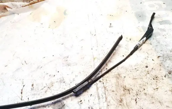 Peugeot 308 Front wiper blade arm 9680477280