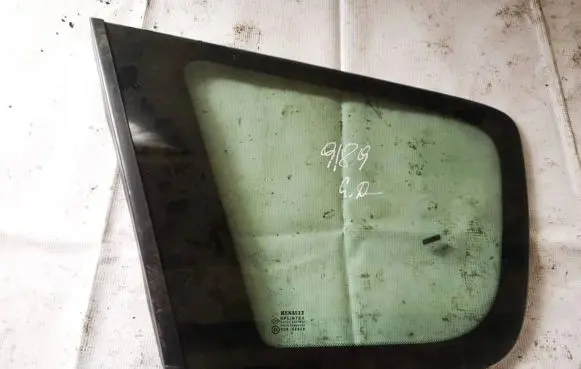 Renault Scenic II - Grand scenic II Rear side window as2