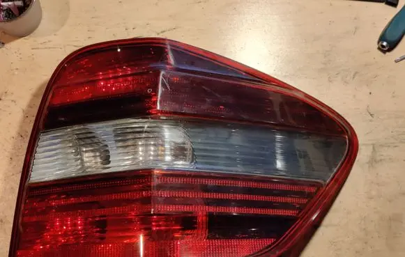 Mercedes-Benz ML W164 Rear/tail lights 225168R