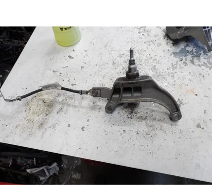 Renault Kadjar Gearbox mounting bracket 11253HV70B