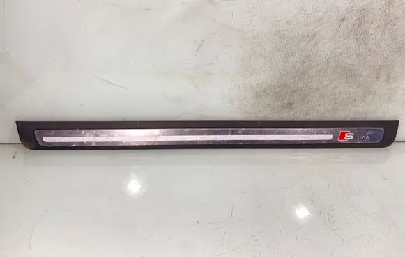 Audi A5 8T 8F Front sill trim cover 8t0853373