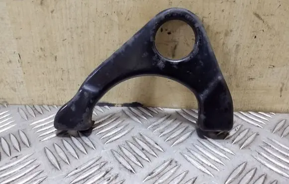 KIA Sportage Intercooler pipe mounting bracket 