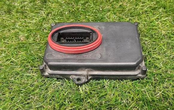 Volkswagen PASSAT CC Headlight ballast module Xenon 1T0941329 130732933701