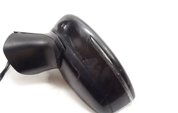 Front door electric wing mirror