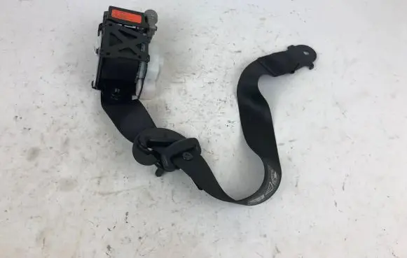 BMW X6 E71 Front seatbelt S2717196808V 09B2383P0297N