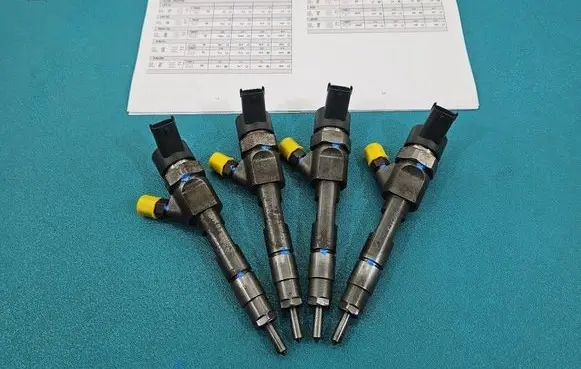 Renault Megane I Fuel injectors set 0445110021 IMPRK1599160