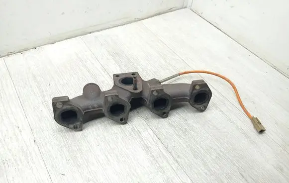 Nissan Qashqai Exhaust manifold 140042062R