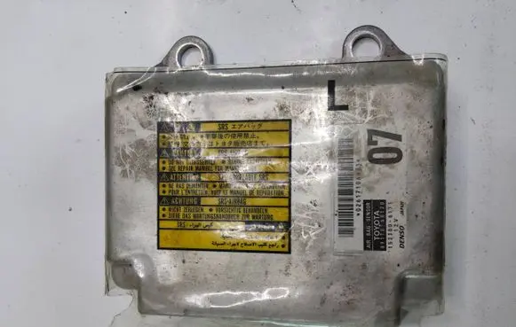 Toyota Land Cruiser (J120) Airbag control unit/module 8917060120 1523006171