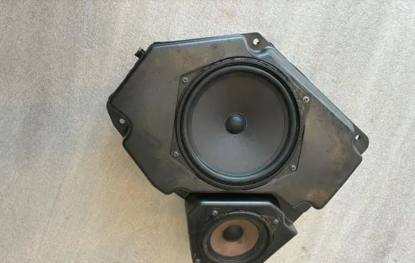 Mercedes-Benz S W140 Rear door speaker 1408200402 A1408200402