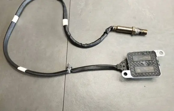 Volkswagen Amarok II Lambda probe sensor MB3G5L248DC SNS1120