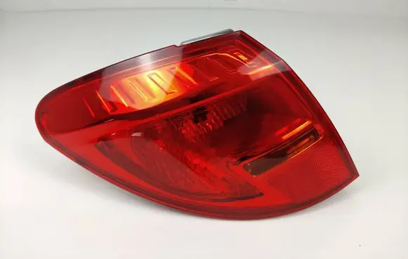 Opel Meriva B Rear/tail lights 21639009