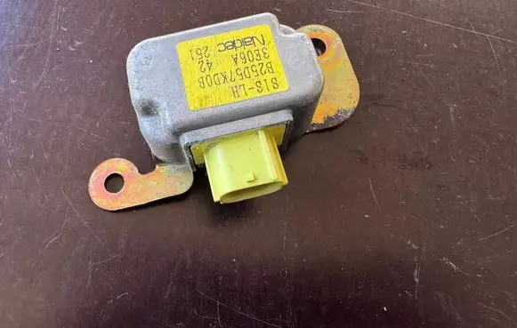 Airbag deployment crash/impact sensor