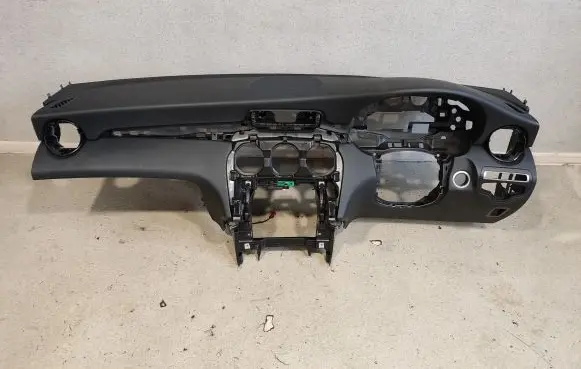 Mercedes-Benz GLC X253 C253 Dashboard A2536800187