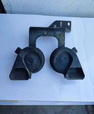 Audi A6 S6 C6 4F Horn signal 4F0951221