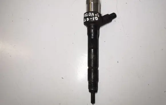 Mazda 6 Fuel injector FM008211