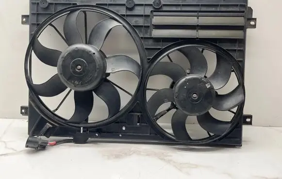 Volkswagen PASSAT B6 Fan set 1K0121205G 1K0121207AA
