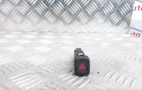 Volvo V60 Hazard light switch 9123681 15W364