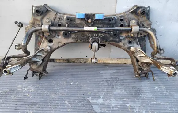 Renault Clio V Front subframe 544017562R