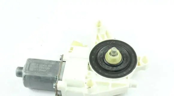 Mercedes-Benz ML W164 Front door window regulator motor A2518200742