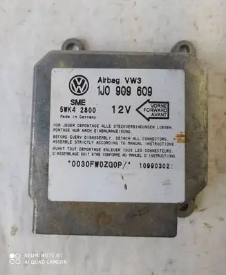 Volkswagen Golf IV Airbag control unit/module 1J0909609