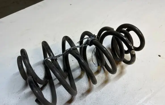 Audi A5 8T 8F Rear coil spring