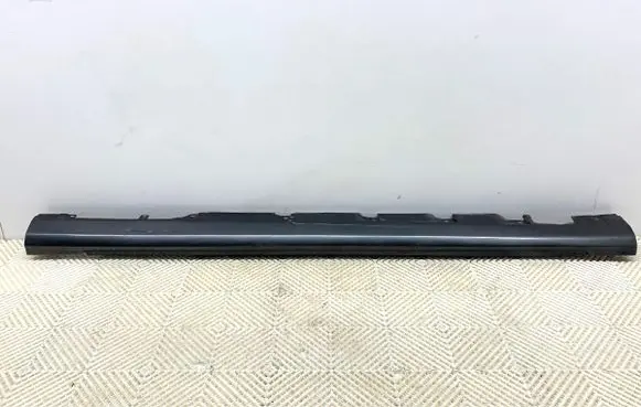 Audi A8 S8 D4 4H Front sill (body part) 
