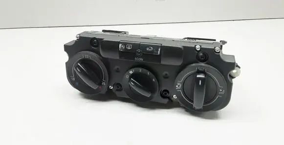 Volkswagen Golf V Climate control unit