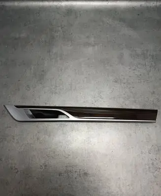 BMW 7 G11 G12 Front door trim bar 7464649
