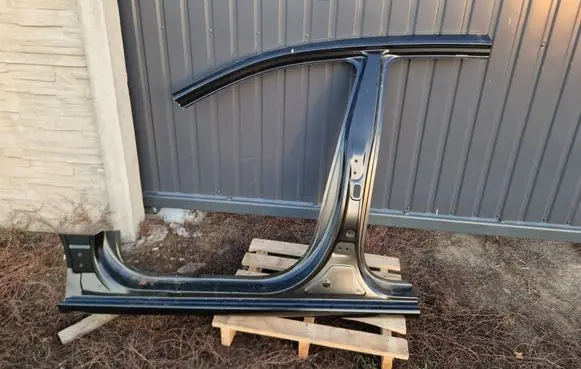 Hyundai i30 (B) Pillar trim (exterior) 71110G4A00