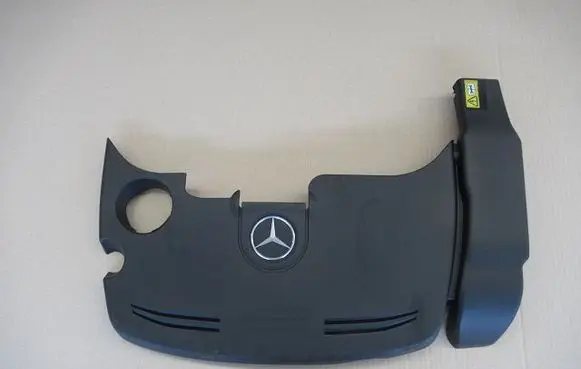 Mercedes-Benz V Class W447 Engine cover (trim) A2760100067T