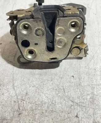 Opel Combo C Rear door lock 90532855