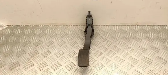 Tesla Model Y Accelerator throttle pedal 762321156534