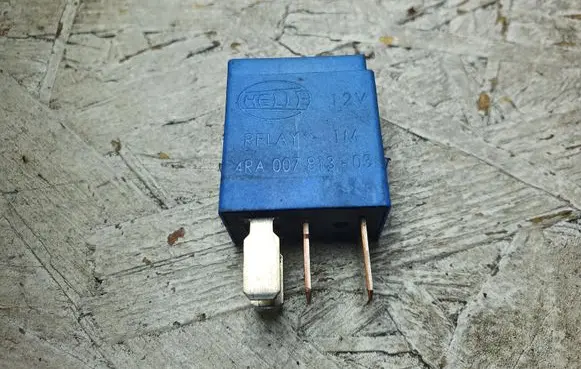 Nissan Qashqai Other relay 4RA00781303