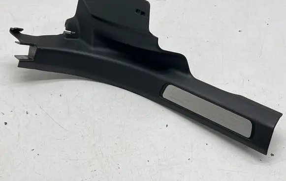 Volvo S90, V90 Rear sill trim cover 31377619