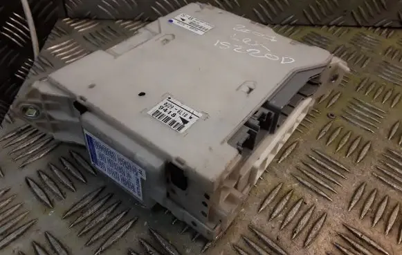 Lexus IS 220D-250-350 Fuse box set 8267253060