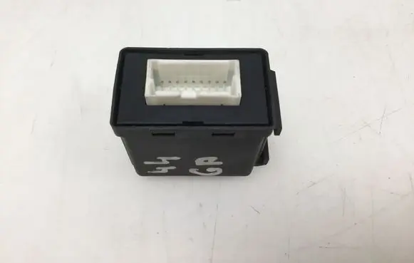Nissan Primera Parking PDC control unit/module 28260AU120