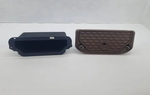 Ram 1500 DT Glove box 68268035AB 5YM17RN8AE