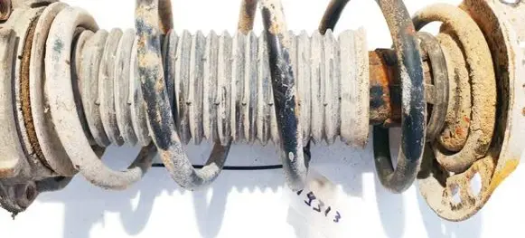 Volkswagen Golf V Front coil spring