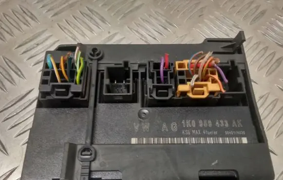 Volkswagen Golf Plus Comfort/convenience module 1K0959433AK