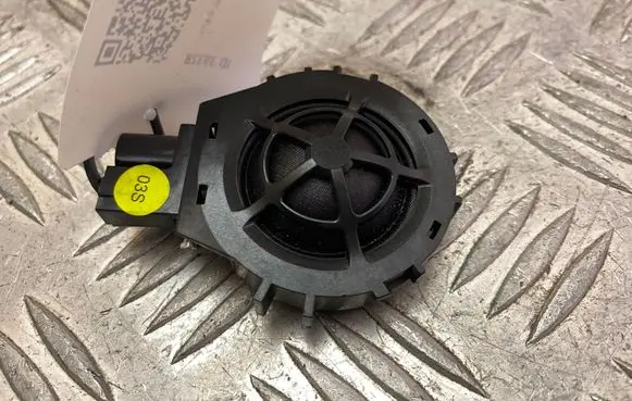 Audi A1 Front door high frequency speaker 83A035398